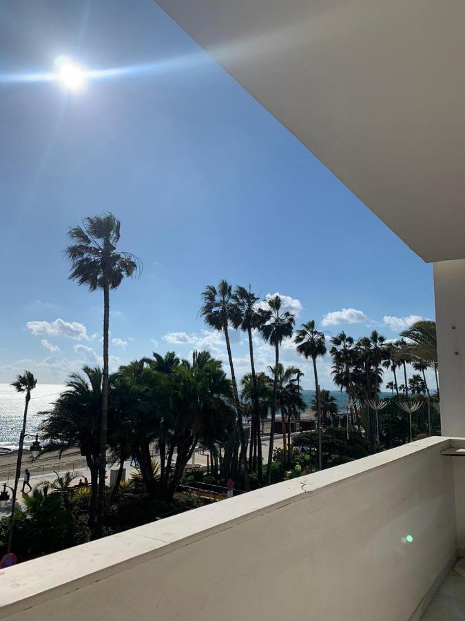 Beachfront Primera Linea De Playa En Casco Antiguo Estepona Zewnętrze zdjęcie