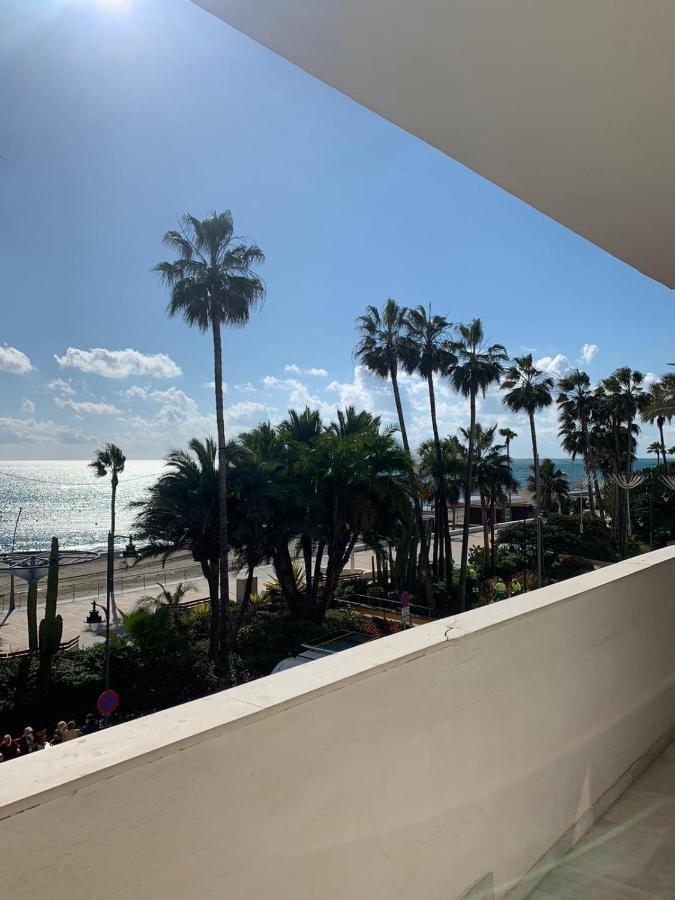 Beachfront Primera Linea De Playa En Casco Antiguo Estepona Zewnętrze zdjęcie